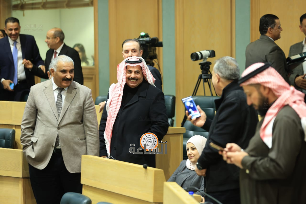 Madar Al-Saa Images 0.9027780864970596