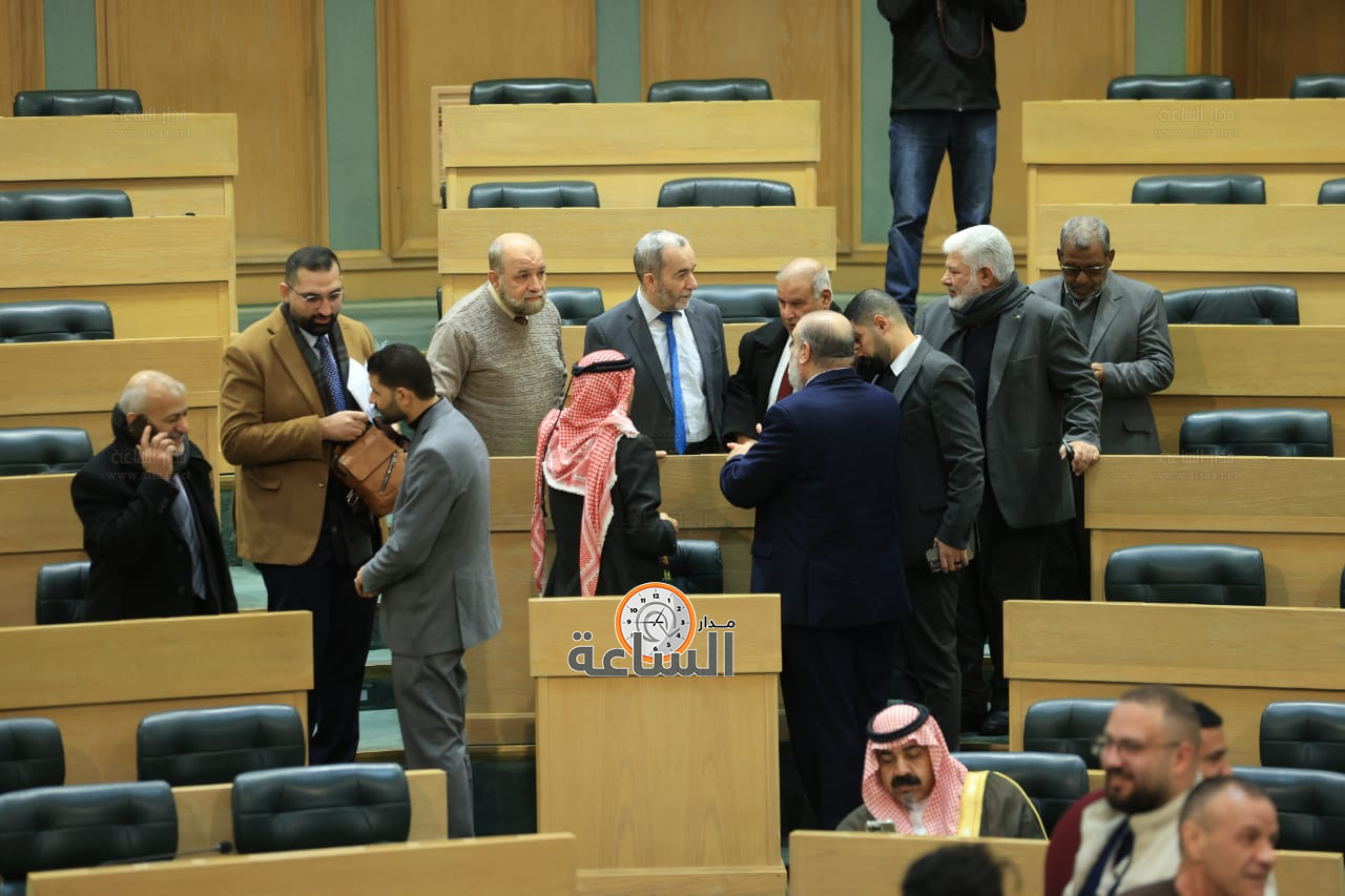 Madar Al-Saa Images 0.8663865723208516