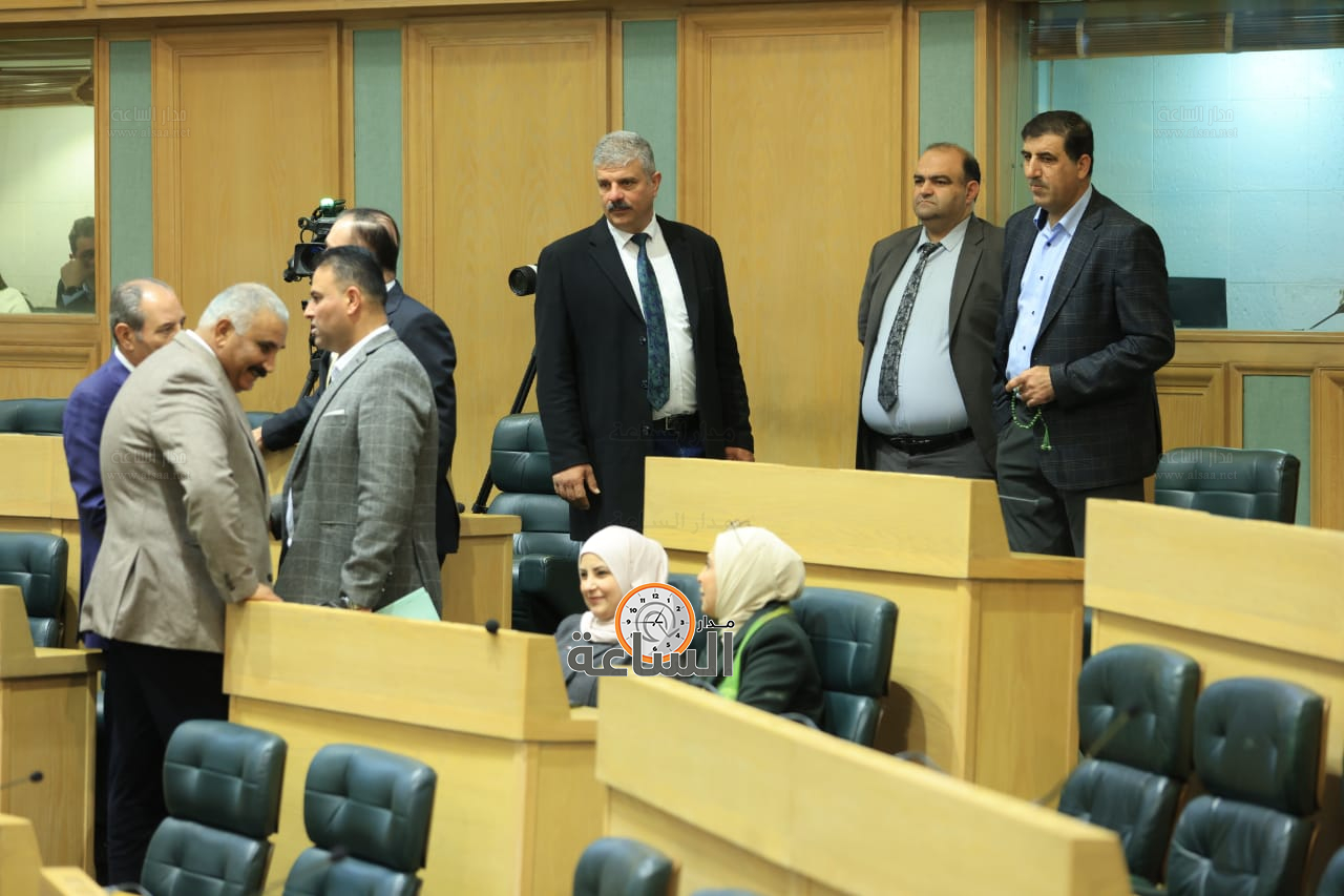 Madar Al-Saa Images 0.7343761817739736