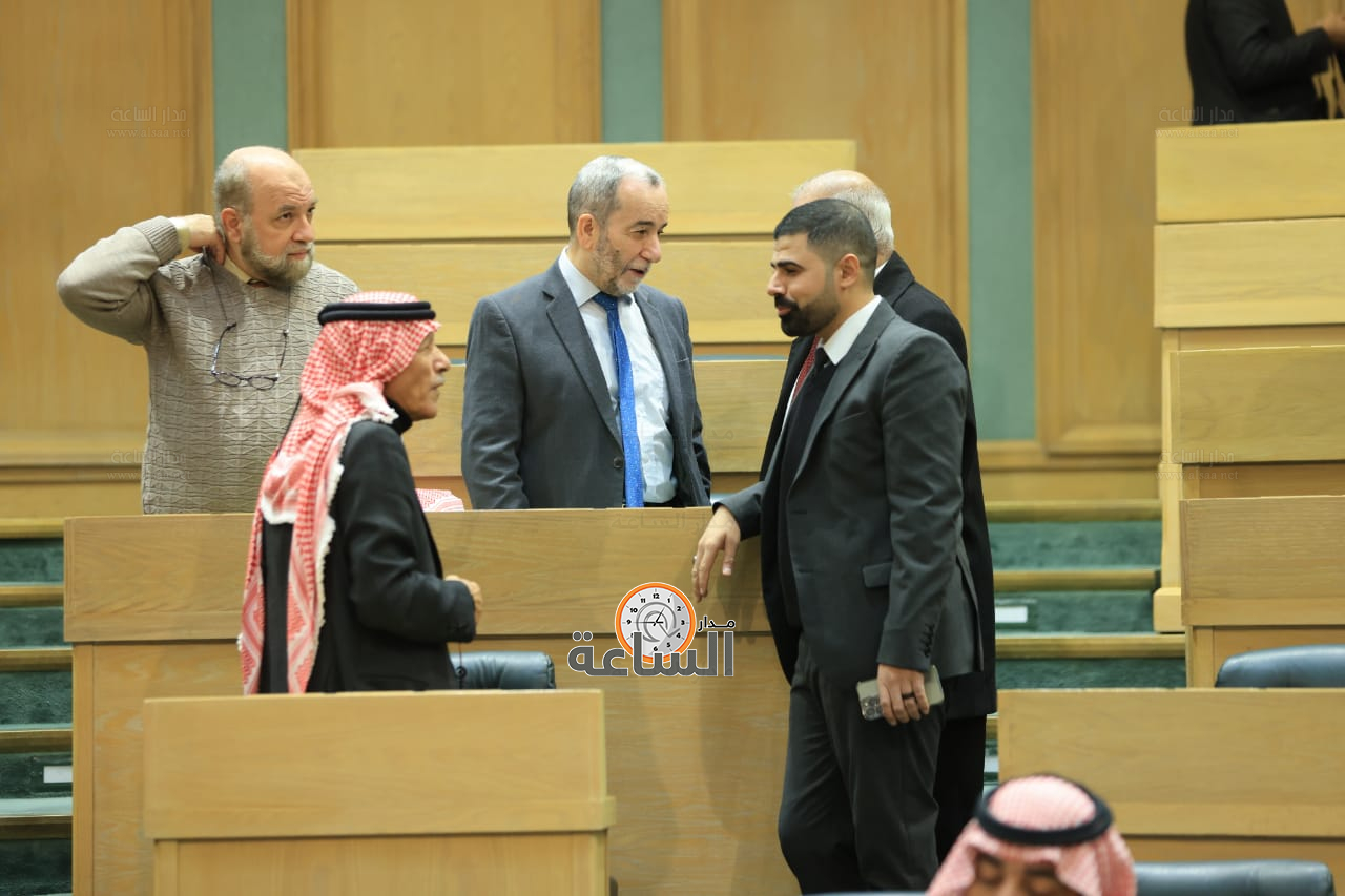 Madar Al-Saa Images 0.6027632073634461