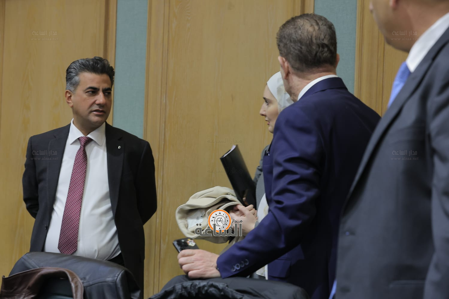 Madar Al-Saa Images 0.23622070621940316