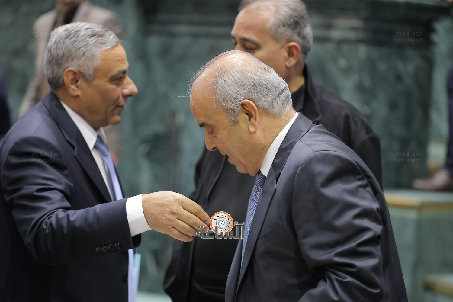 Madar Al-Saa Images 0.4464947542290708