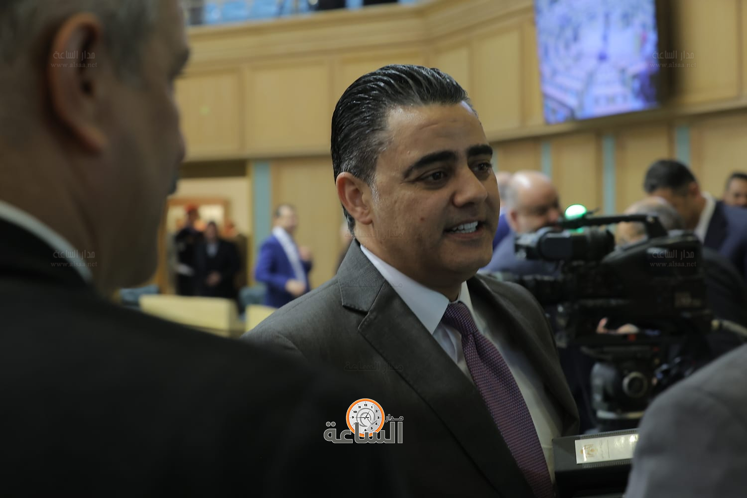 Madar Al-Saa Images 0.798903683903494