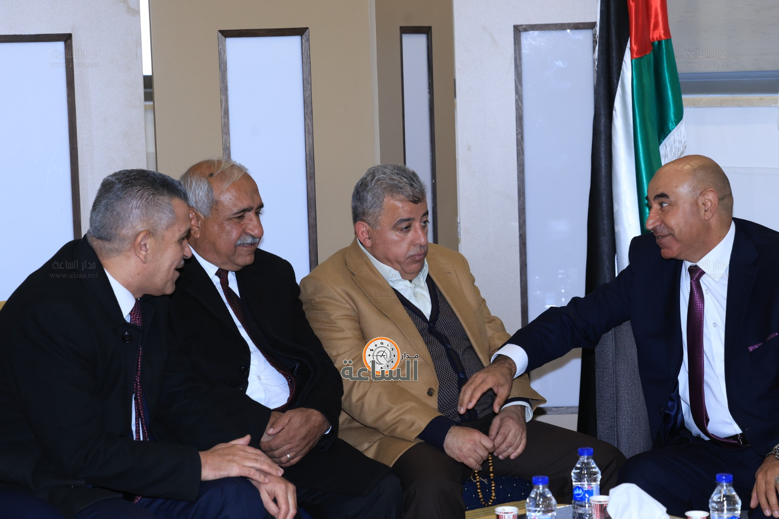 Madar Al-Saa Images 0.5901537412320761