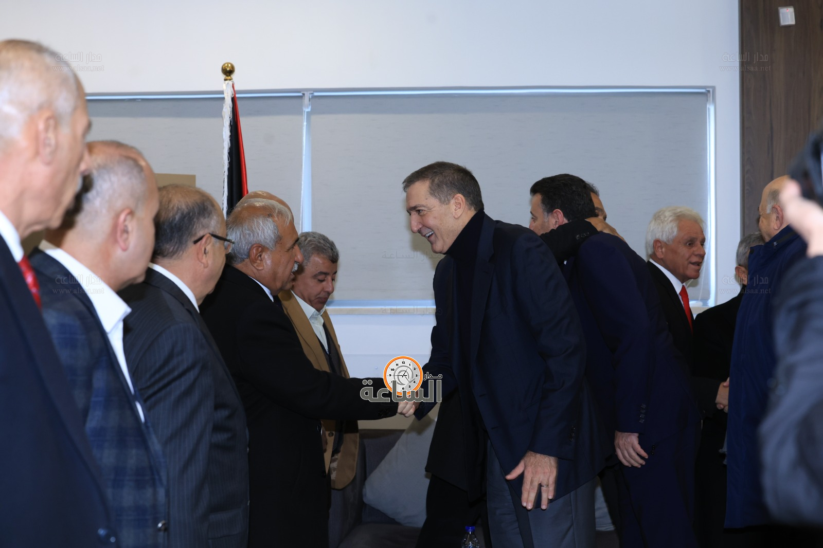 Madar Al-Saa Images 0.8168263372234205