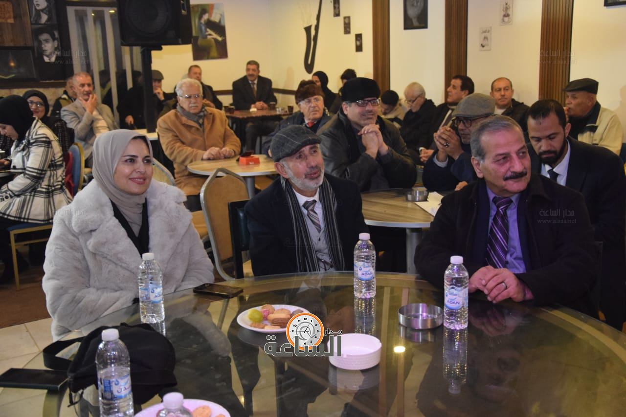 Madar Al-Saa Images 0.05938306780680169