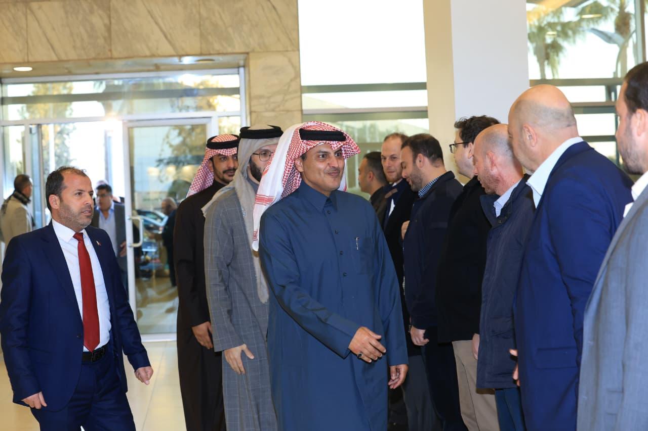 Madar Al-Saa Images 0.871137676898324