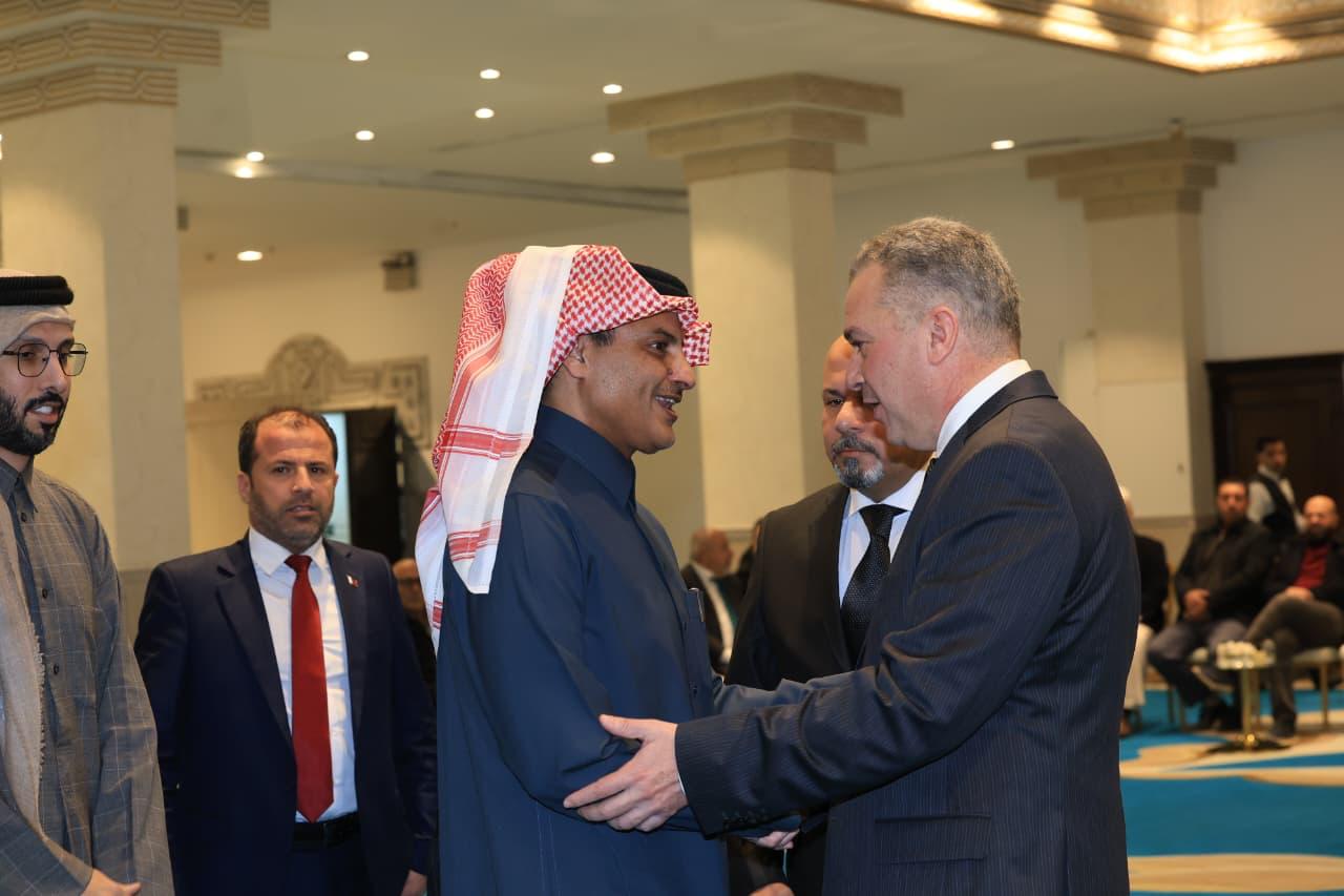 Madar Al-Saa Images 0.725477649825108