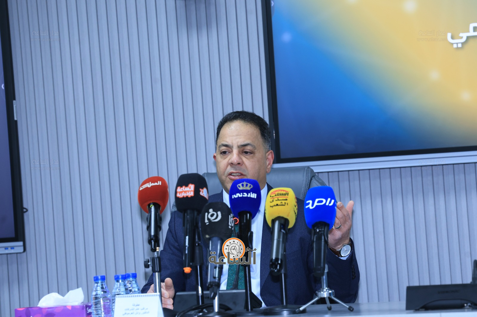 Madar Al-Saa Images 0.2487871009227326