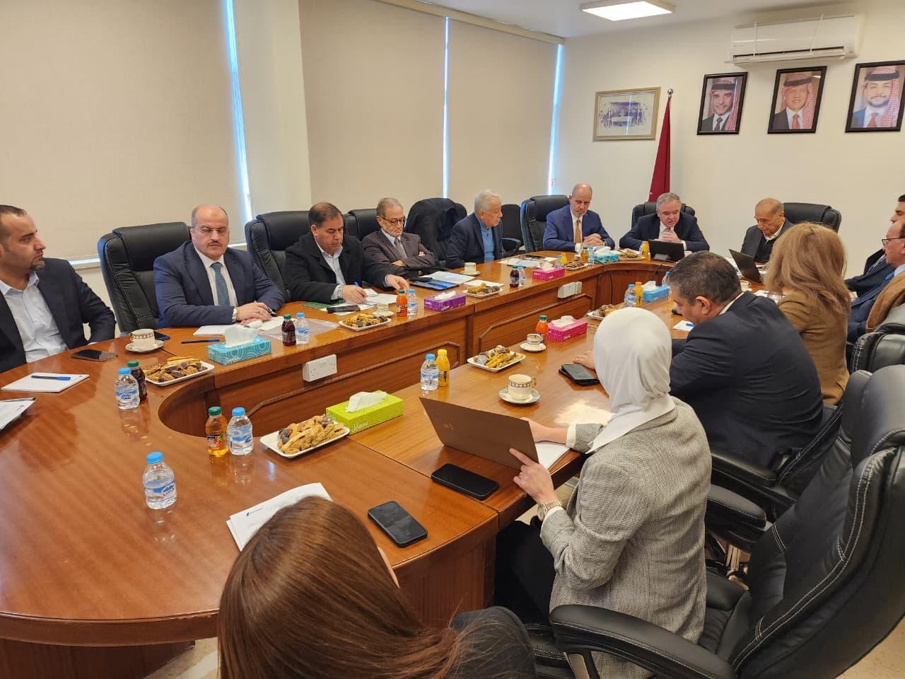 Madar Al-Saa Images 0.4960344892270533