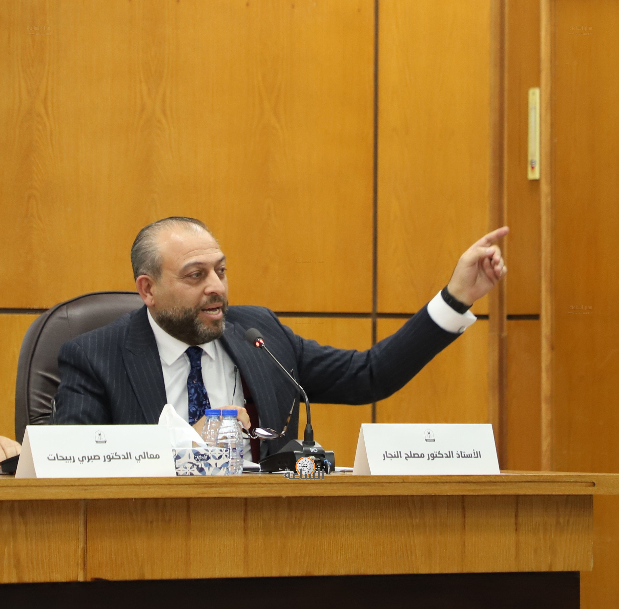 Madar Al-Saa Images 0.9782227776339352