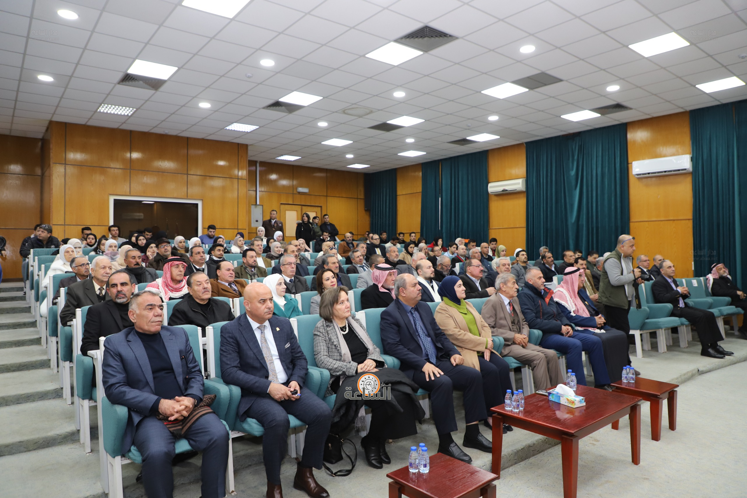 Madar Al-Saa Images 0.4116799804044551