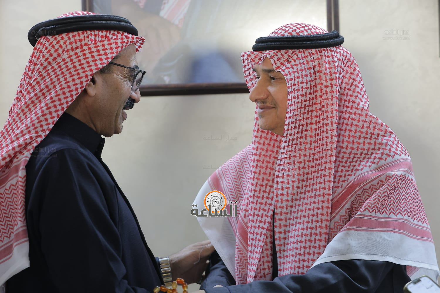 Madar Al-Saa Images 0.939010654715742