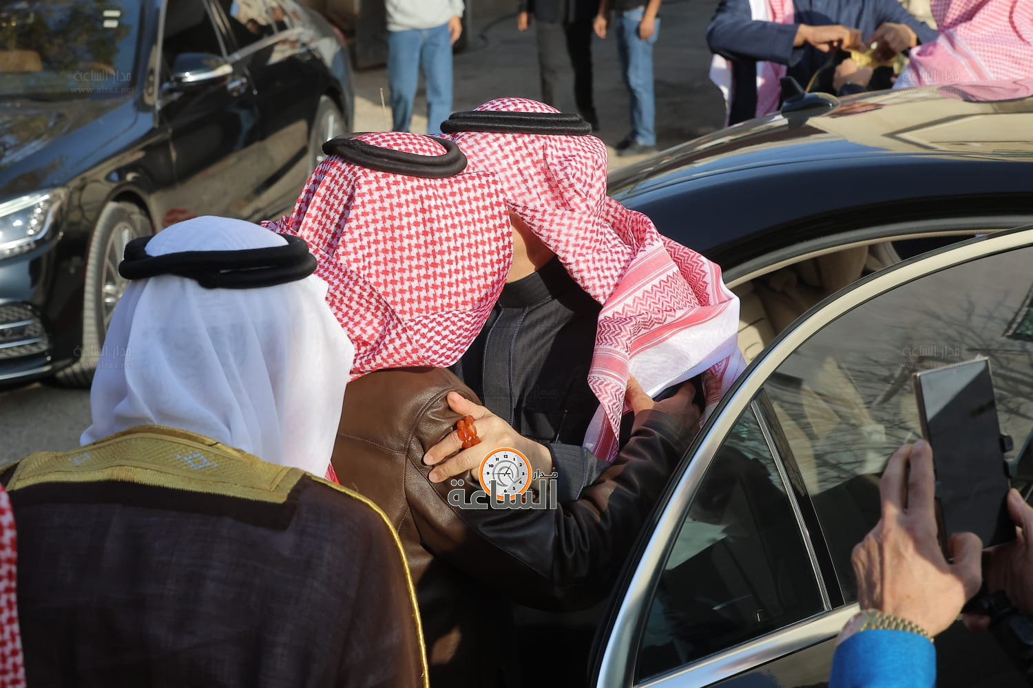 Madar Al-Saa Images 0.865339503308392