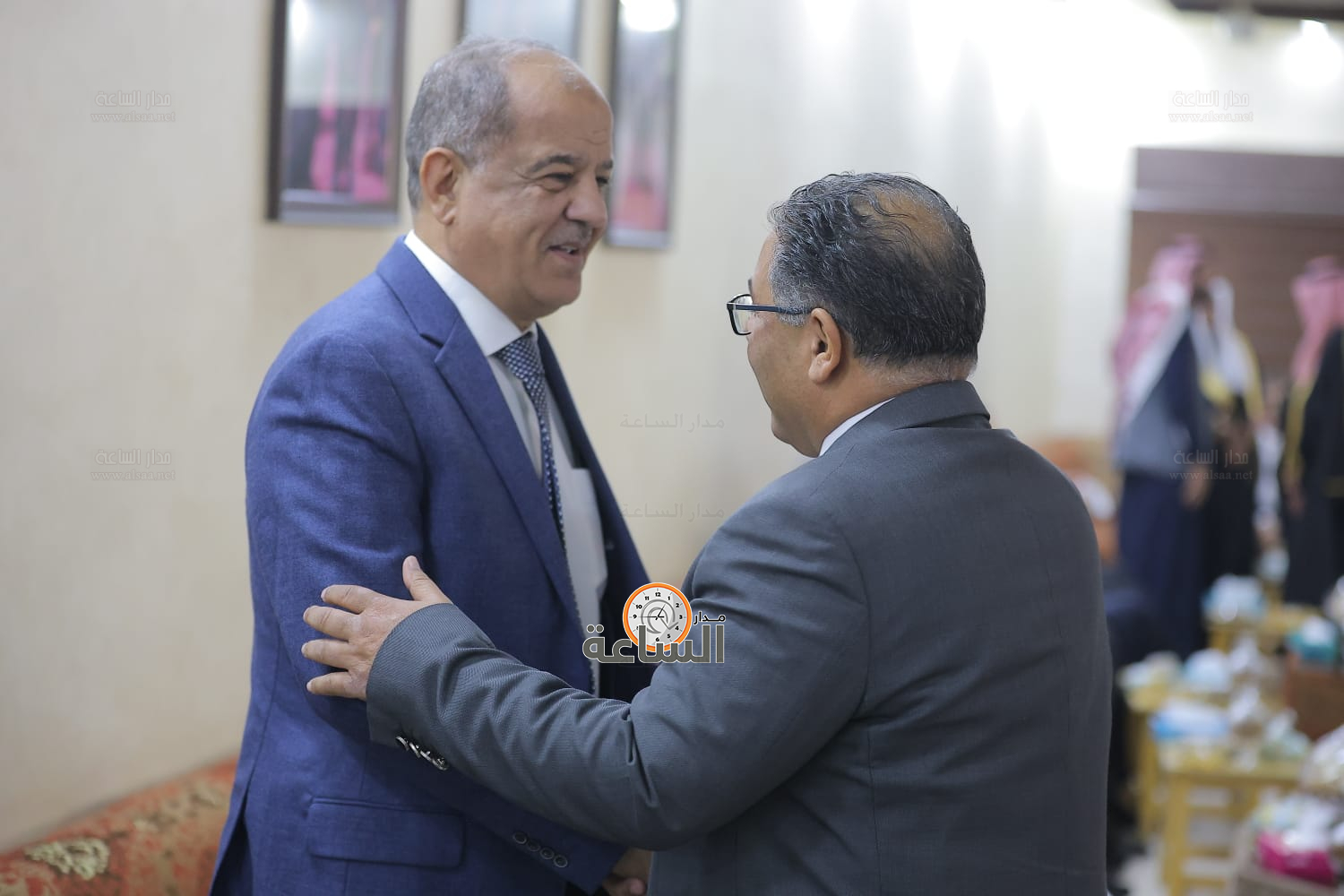 Madar Al-Saa Images 0.8626970979317019