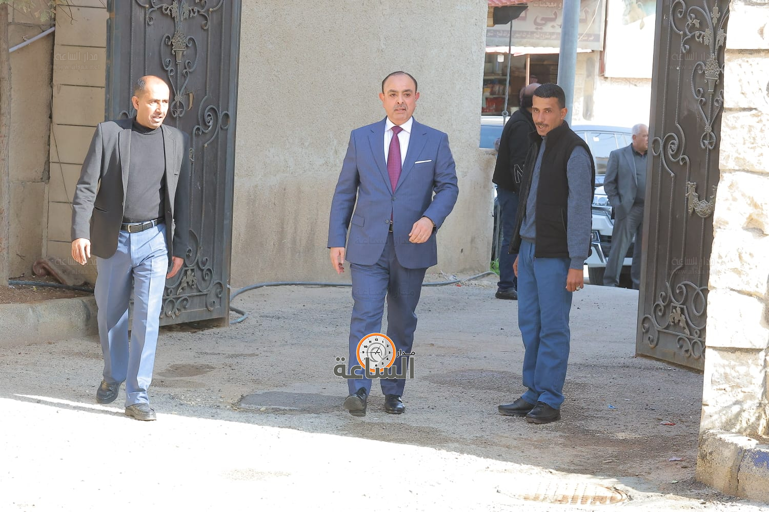 Madar Al-Saa Images 0.4478366679443657