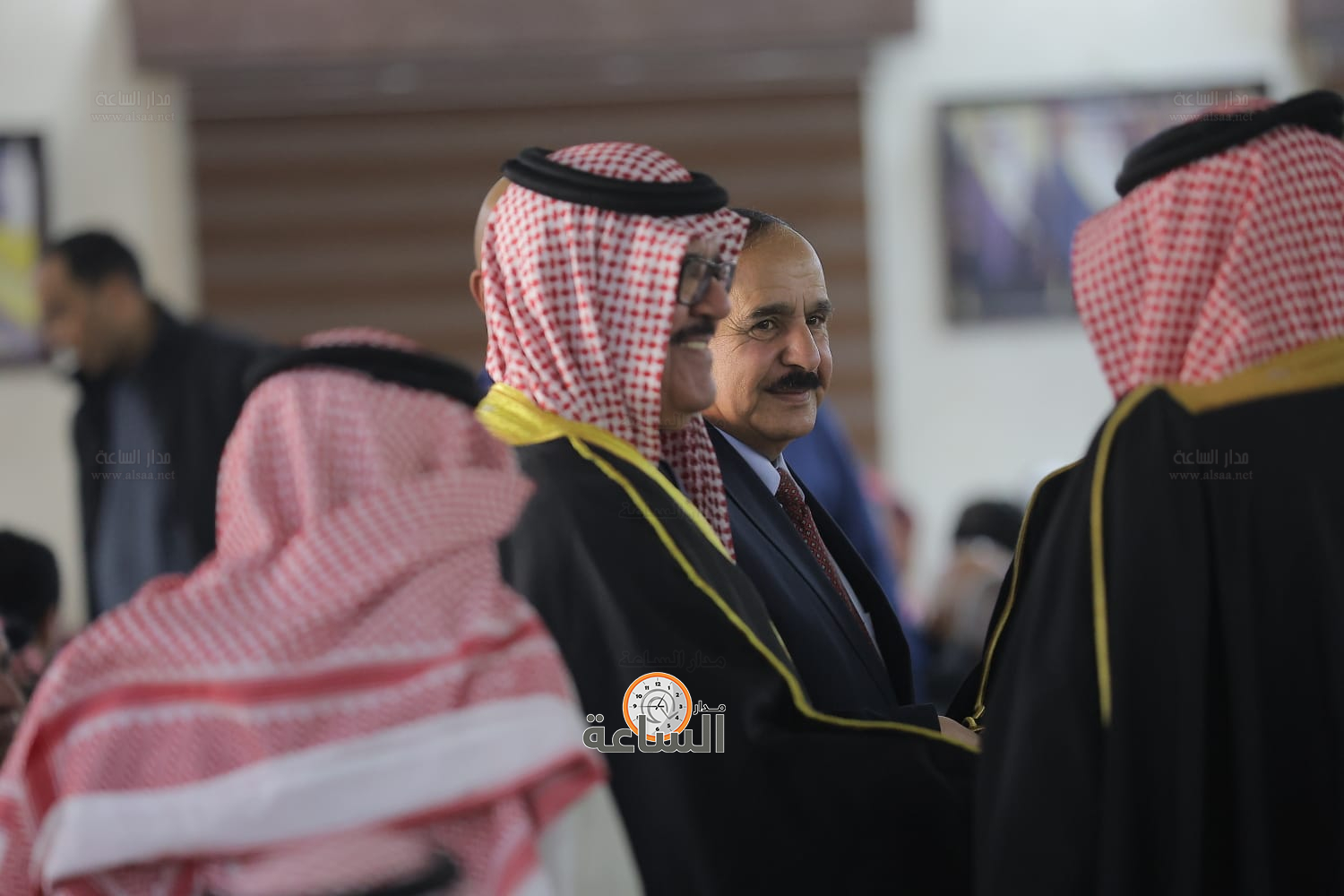 Madar Al-Saa Images 0.12744405492960031