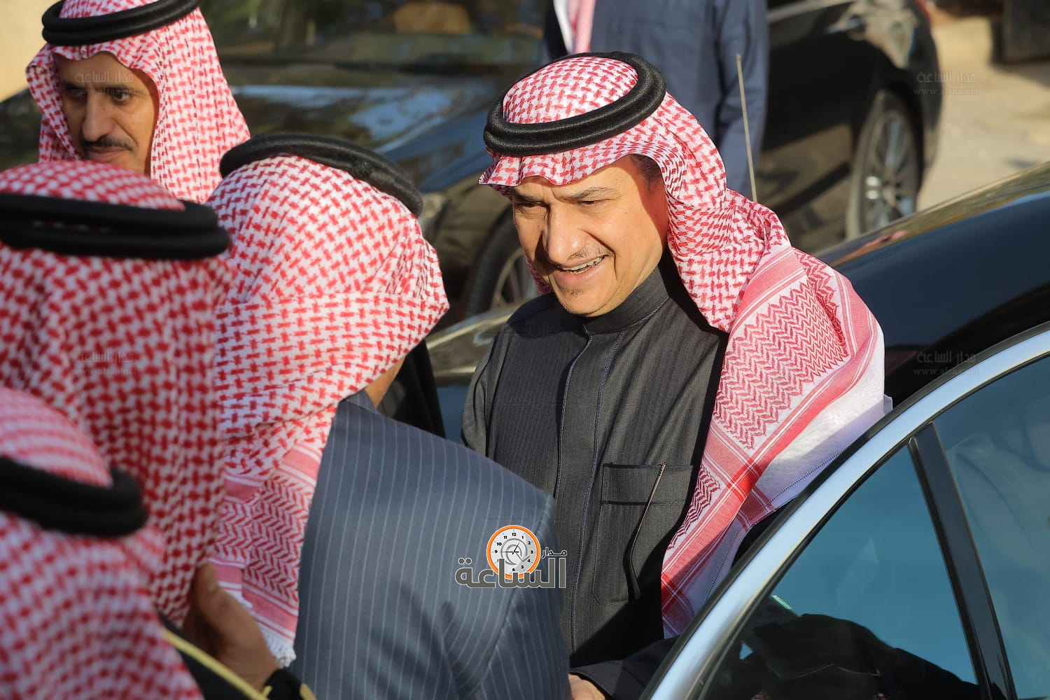 Madar Al-Saa Images 0.4943331154305939