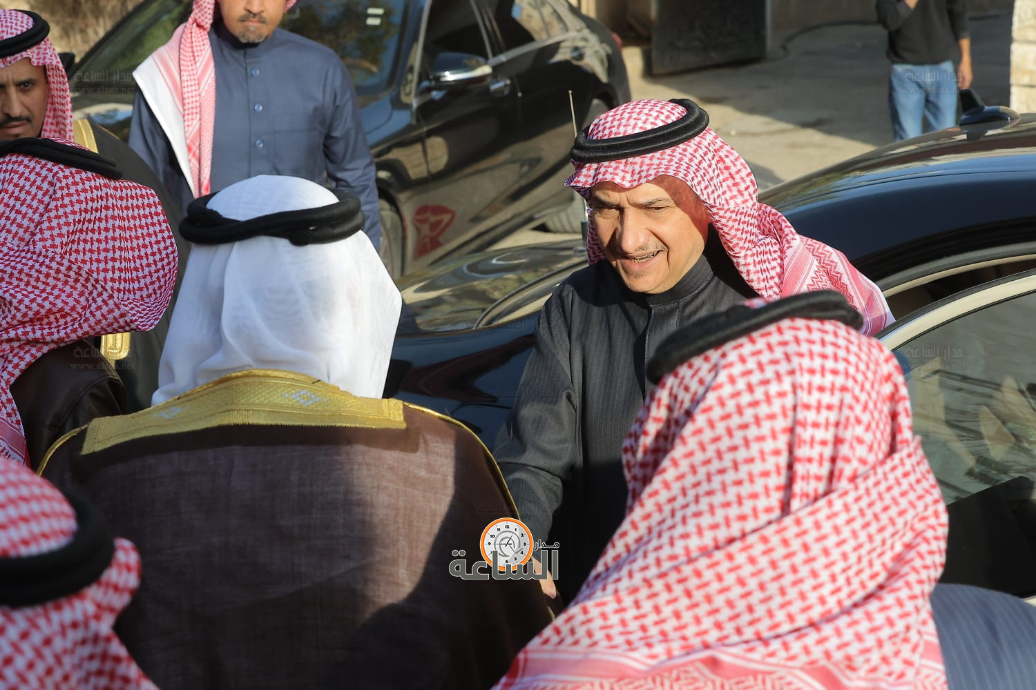 Madar Al-Saa Images 0.5860126789496044