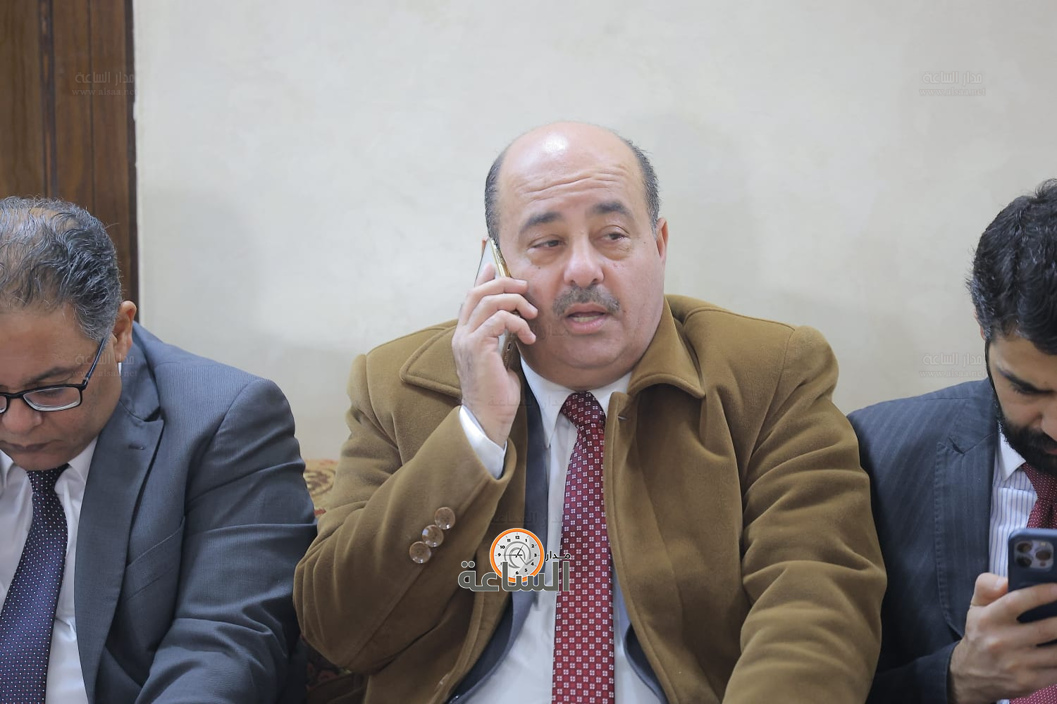 Madar Al-Saa Images 0.9985872775501067