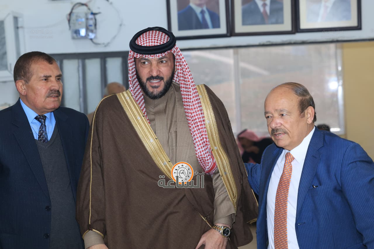 Madar Al-Saa Images 0.7589570363253744