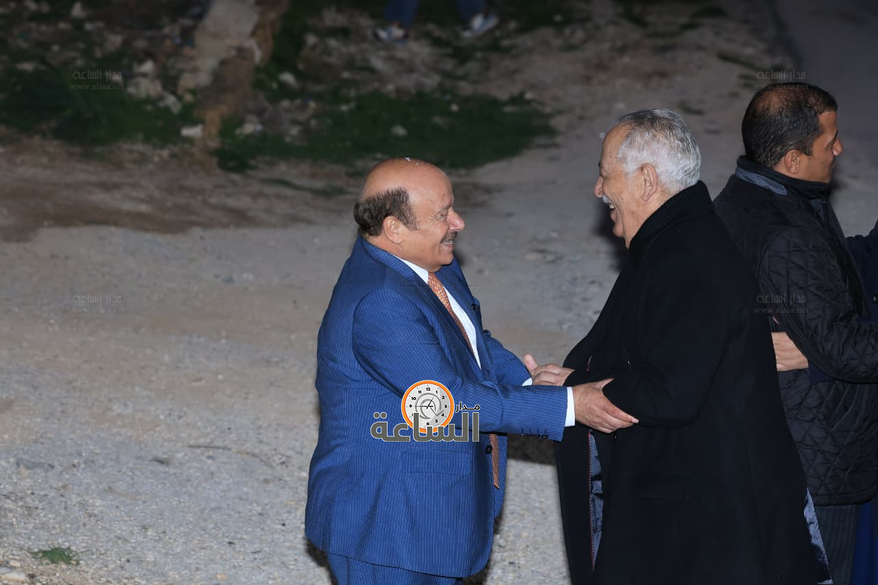 Madar Al-Saa Images 0.2994348290608343