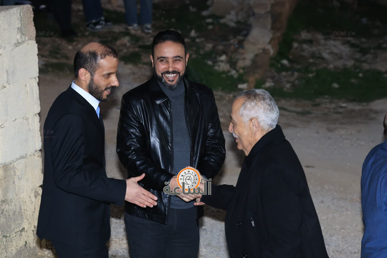 Madar Al-Saa Images 0.8352004114734006