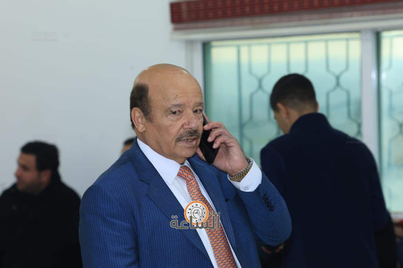 Madar Al-Saa Images 0.2432861557037801