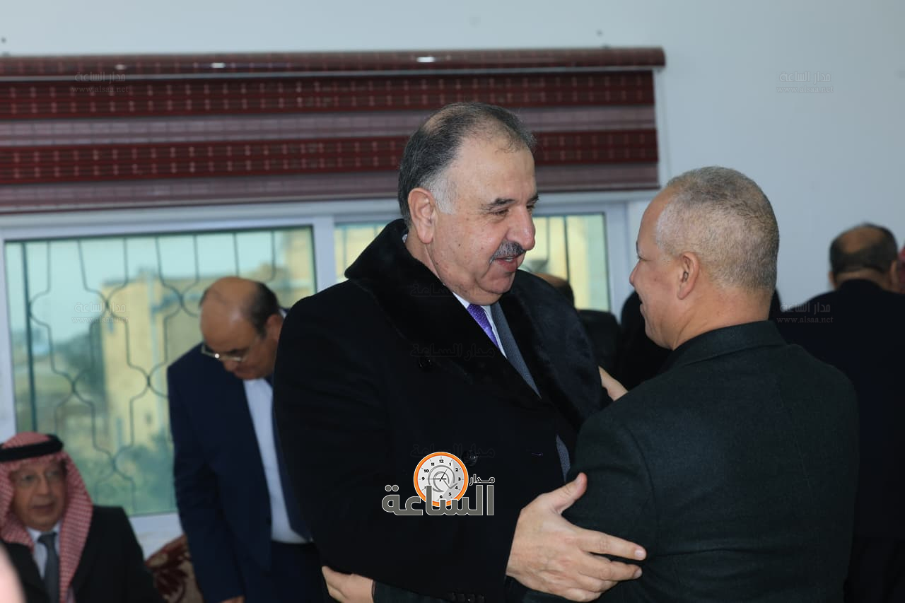 Madar Al-Saa Images 0.7912486598418244