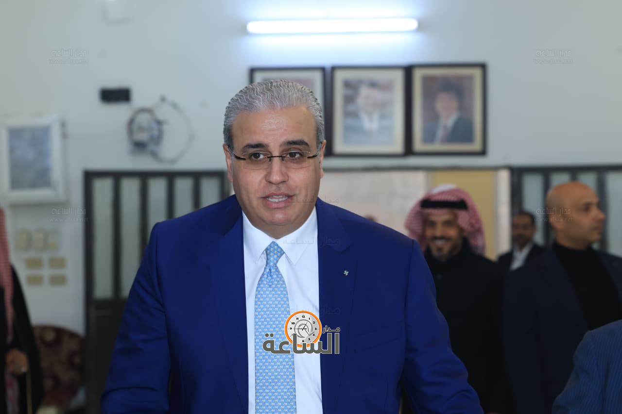 Madar Al-Saa Images 0.7201807904587133