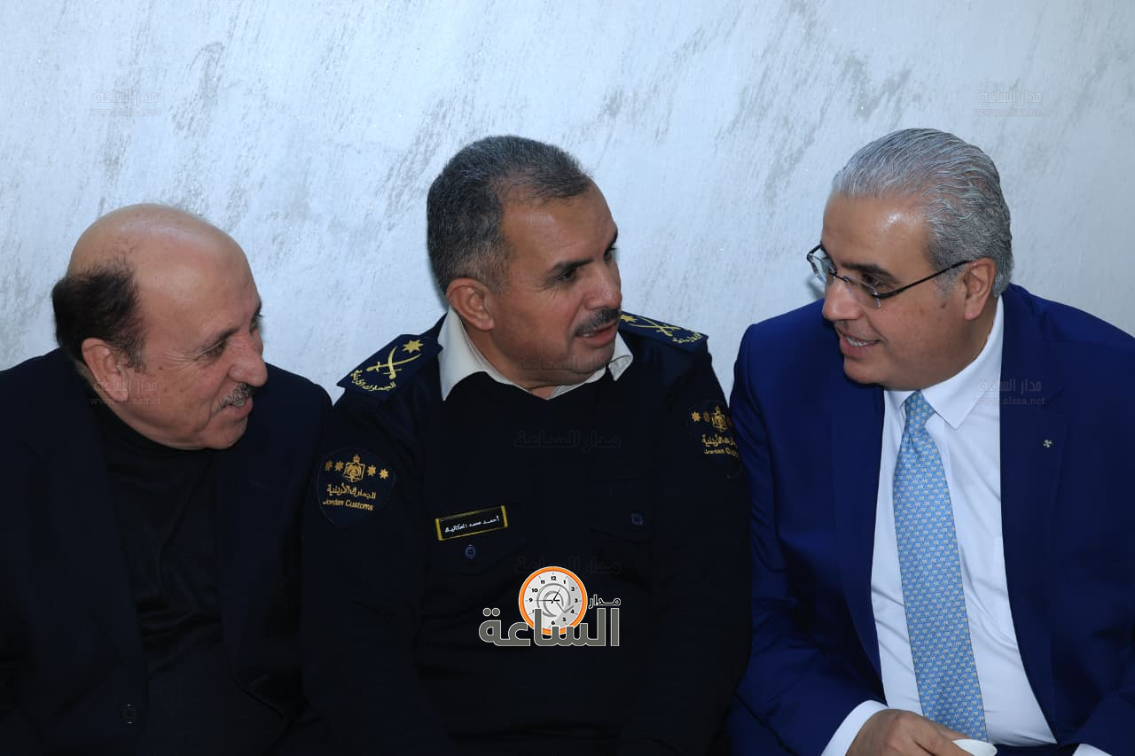 Madar Al-Saa Images 0.7776960510925196