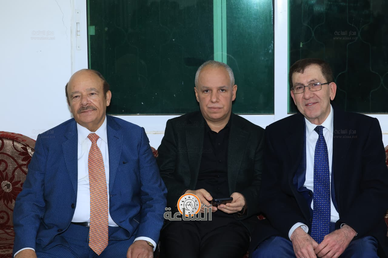 Madar Al-Saa Images 0.1517081174965006