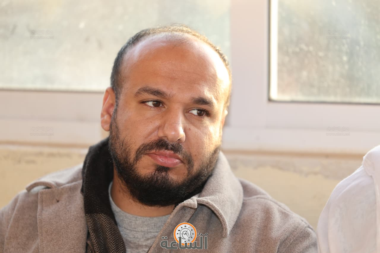 Madar Al-Saa Images 0.11797560430158316