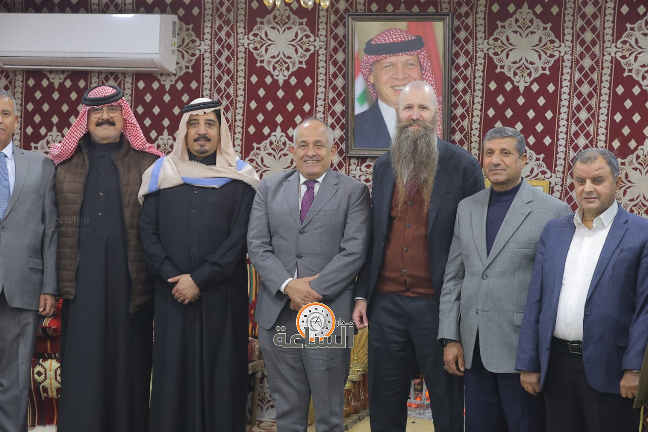 Madar Al-Saa Images 0.8439230053855622