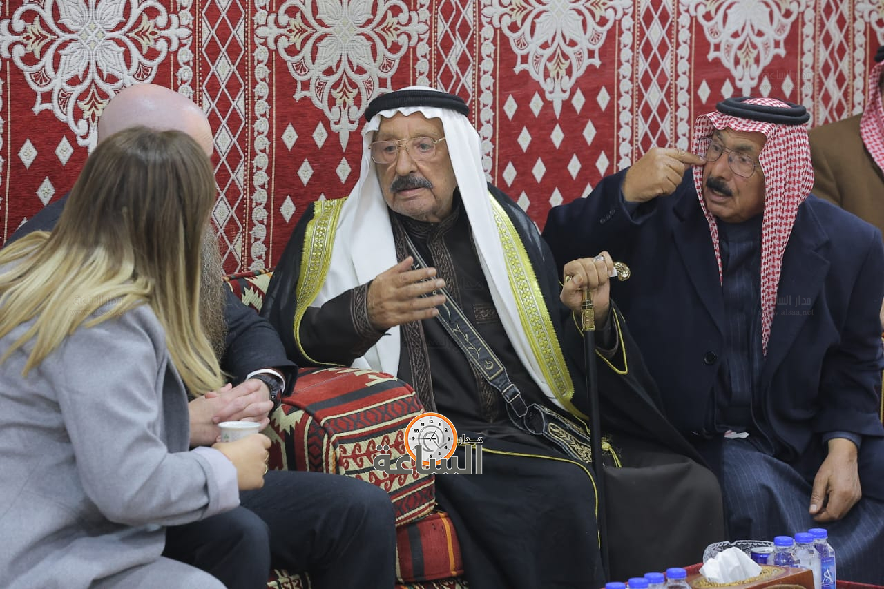 Madar Al-Saa Images 0.1299731819503086