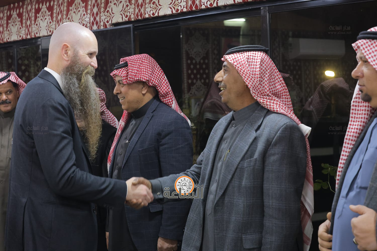 Madar Al-Saa Images 0.1419850358421897