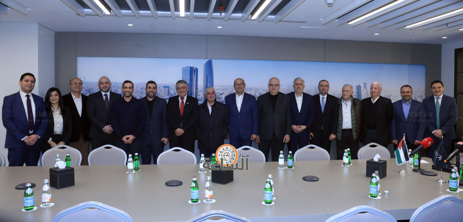 Madar Al-Saa Images 0.13766374701873552