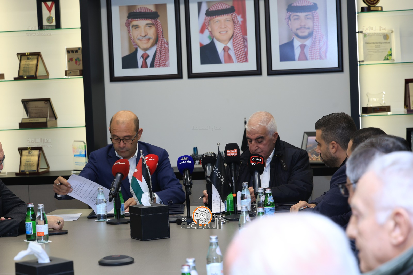 Madar Al-Saa Images 0.9045809686715859