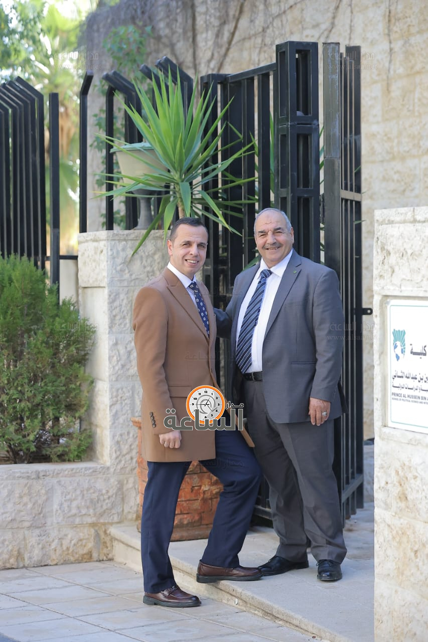 Madar Al-Saa Images 0.020359238825692128