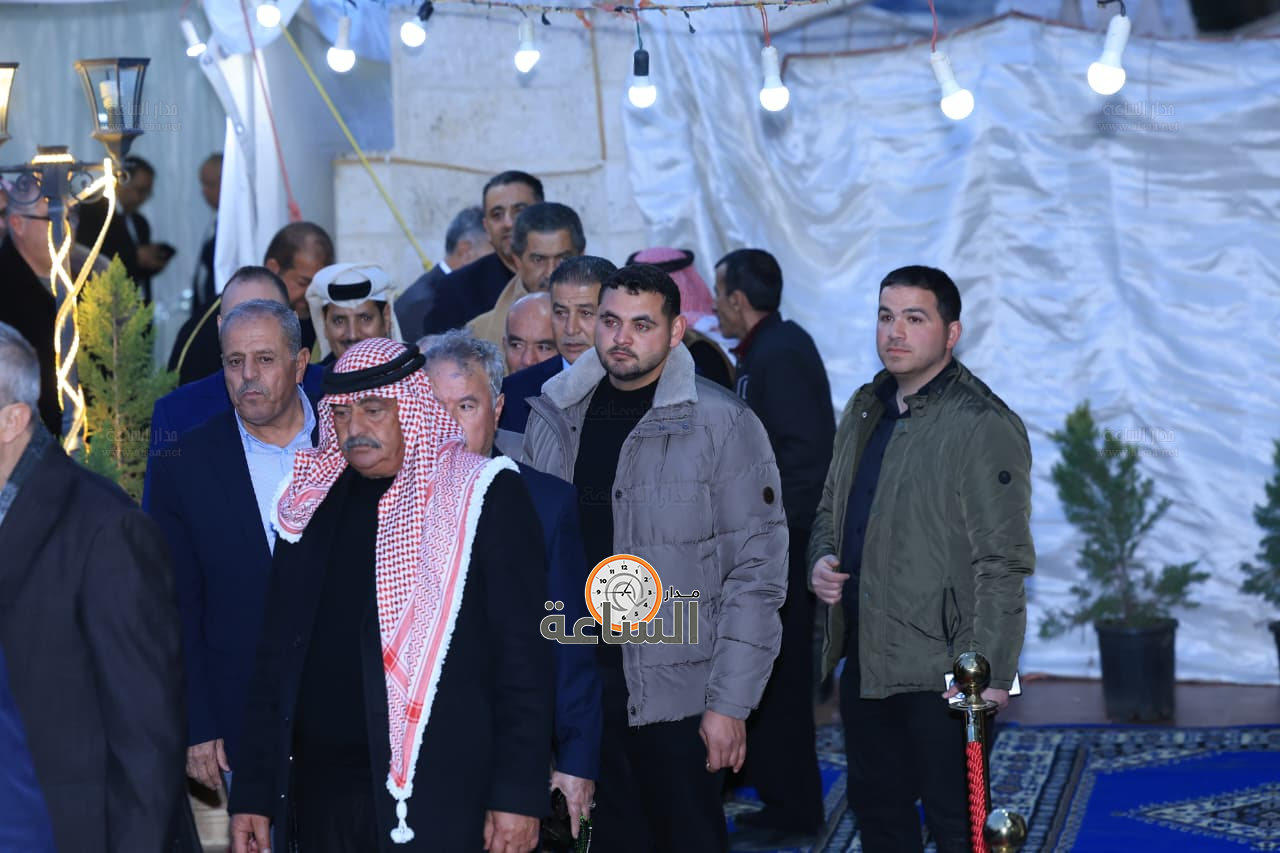 Madar Al-Saa Images 0.004270084443710465