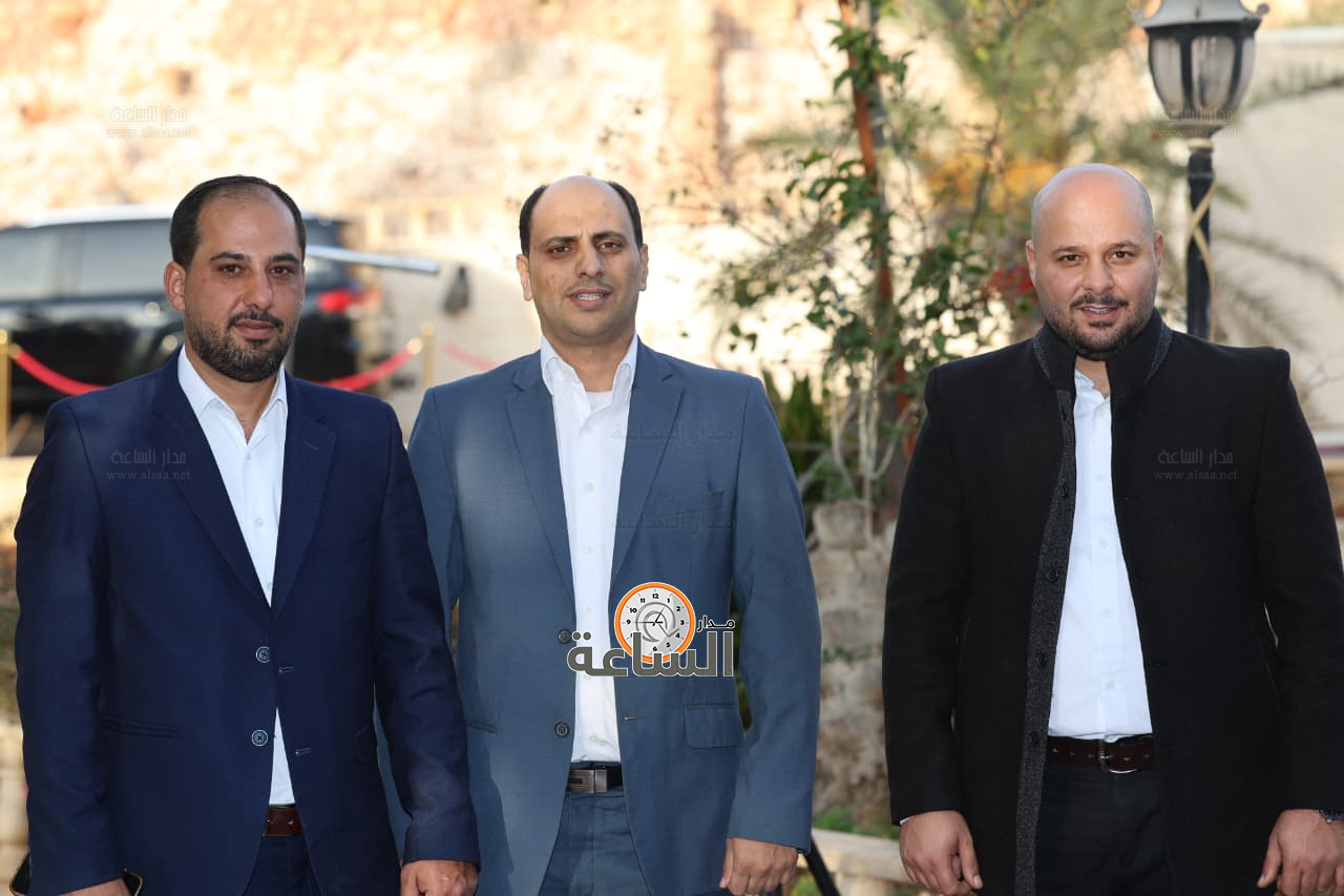 Madar Al-Saa Images 0.15178119274426372