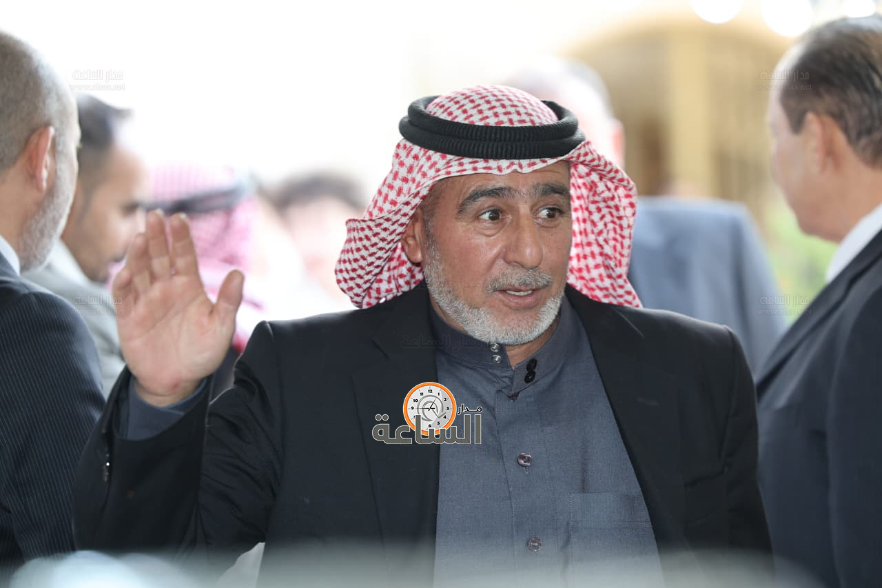 Madar Al-Saa Images 0.8855903702914122