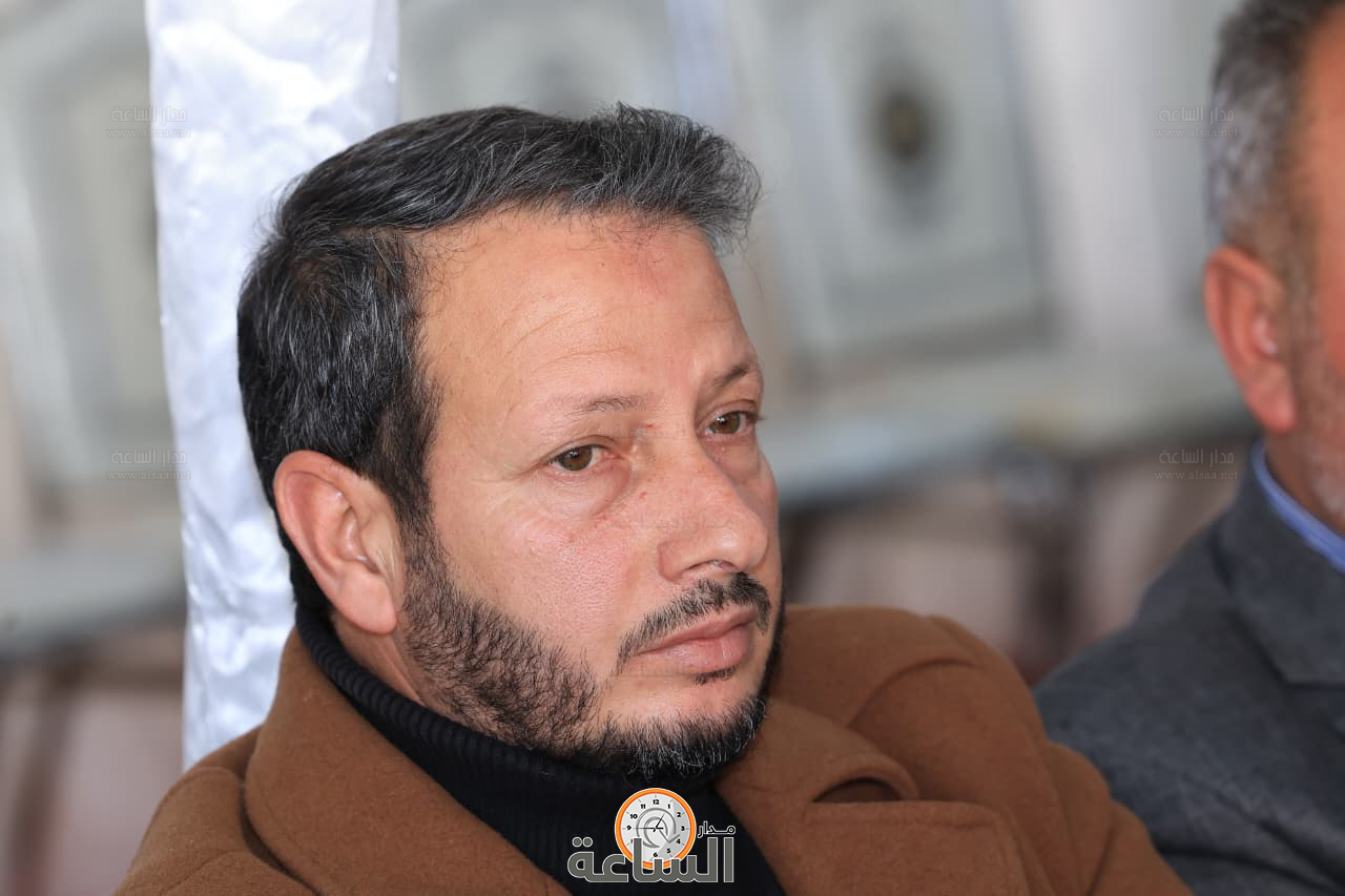 Madar Al-Saa Images 0.6245581653495816