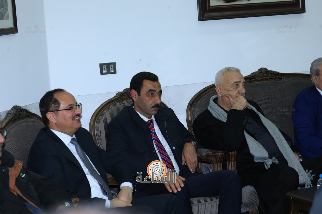 Madar Al-Saa Images 0.7238383598053814