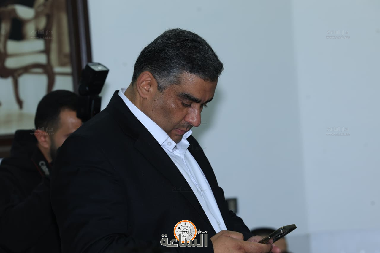 Madar Al-Saa Images 0.5007450446298952