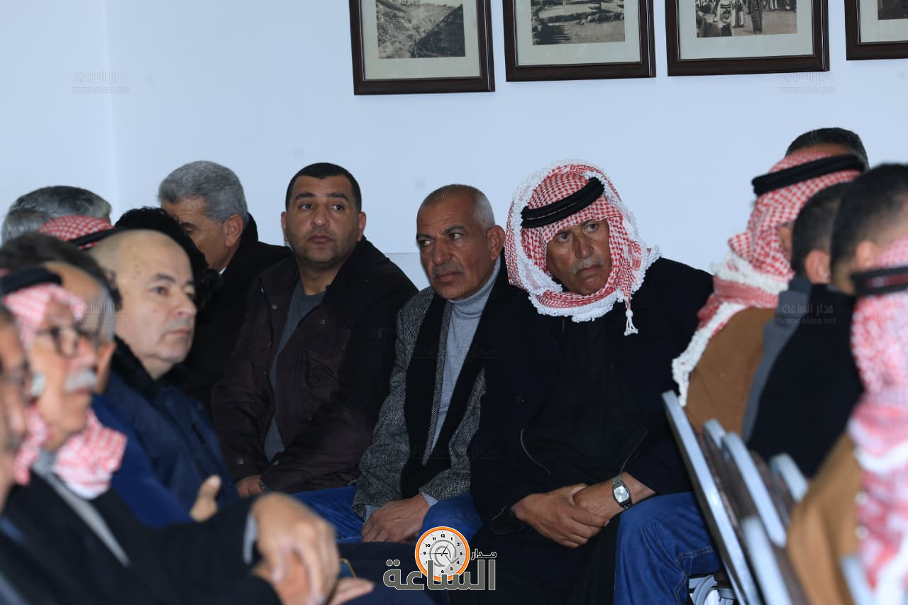 Madar Al-Saa Images 0.8419212402245864