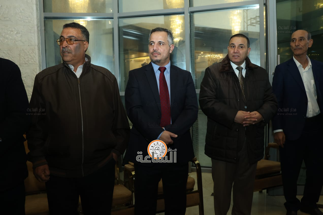 Madar Al-Saa Images 0.1557351594913522