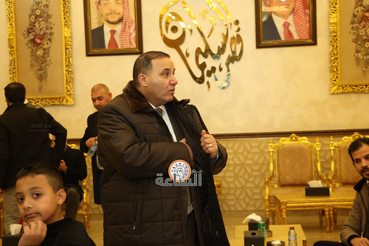 Madar Al-Saa Images 0.20615975851581037