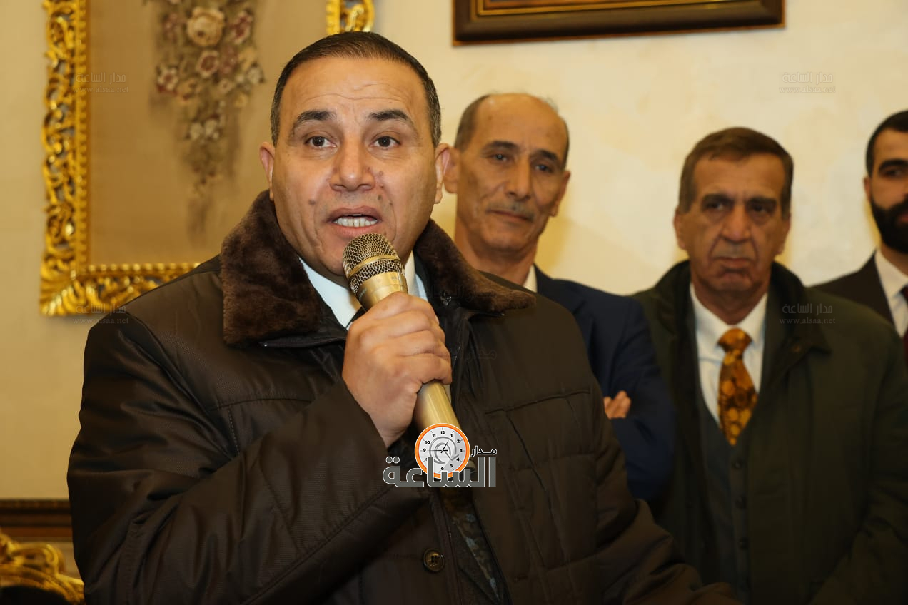 Madar Al-Saa Images 0.3242701056862939