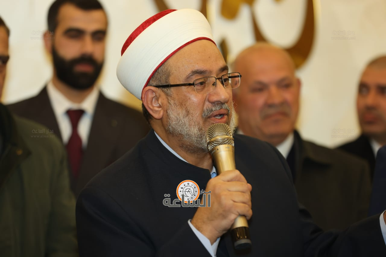 Madar Al-Saa Images 0.9935423160760094